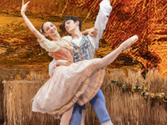 Divertissement da La fille mal gardée | Scuola di Ballo Accademia Teatro alla Scala Strehler | © Gaia Capone photographer